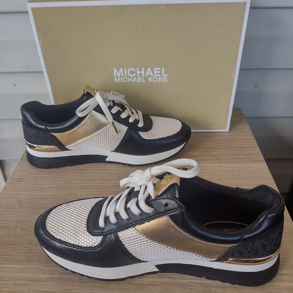 Michael Kors Allie Black/Gold  Trainer Sneakers 9M - Picture 2 of 10